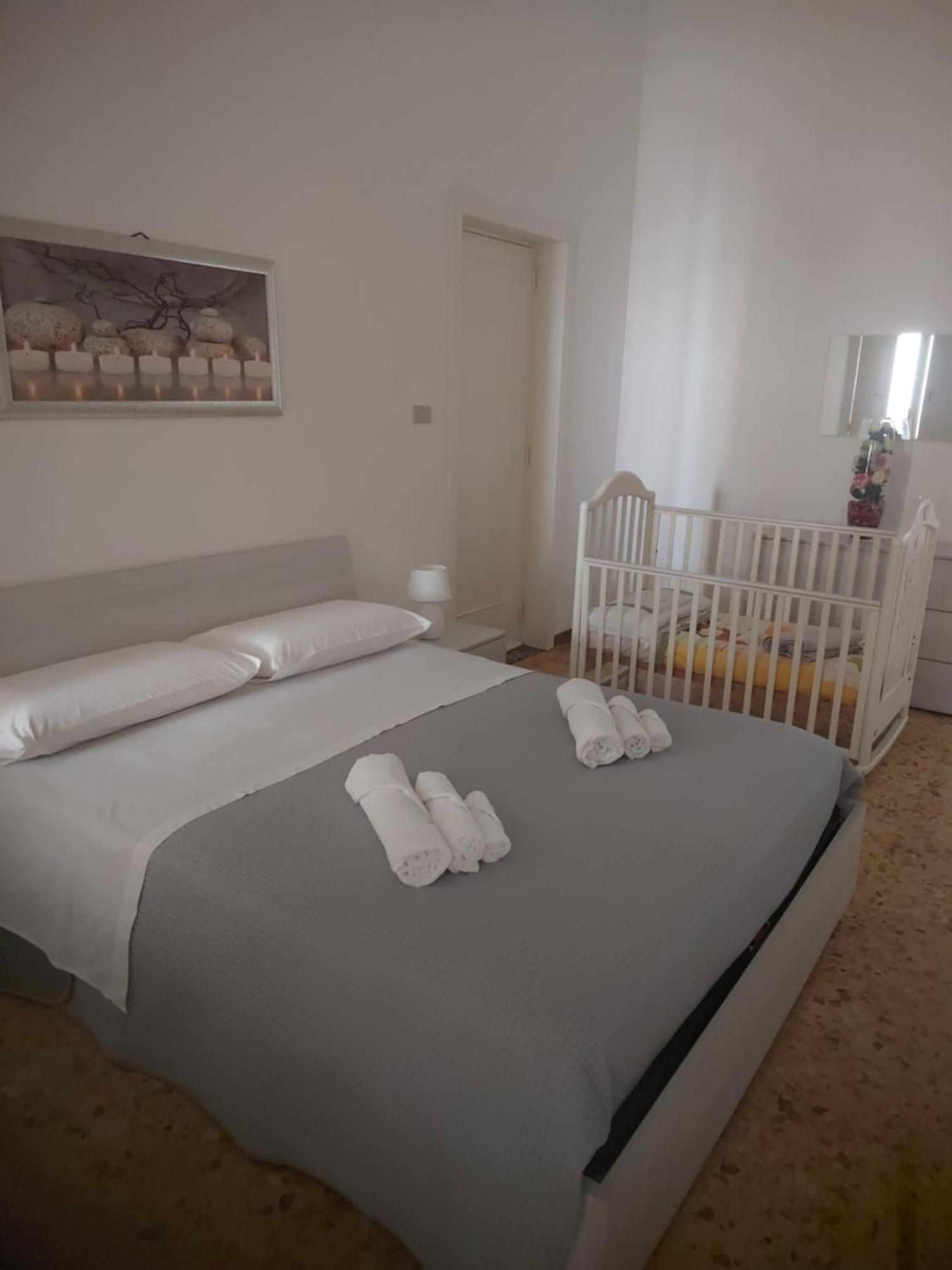Dimora Male Apartment San Pietro Vernotico Exterior photo